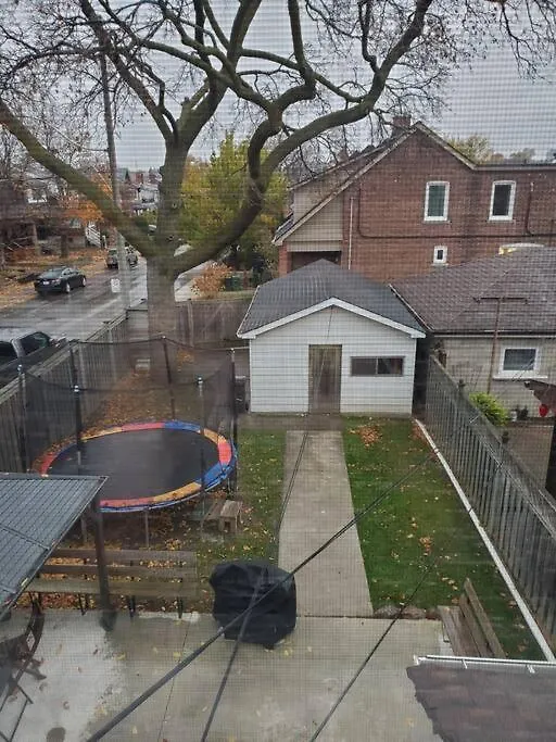 Holiday home Cheerful 3Bdm Home With Free Parking On Premises Toronto
